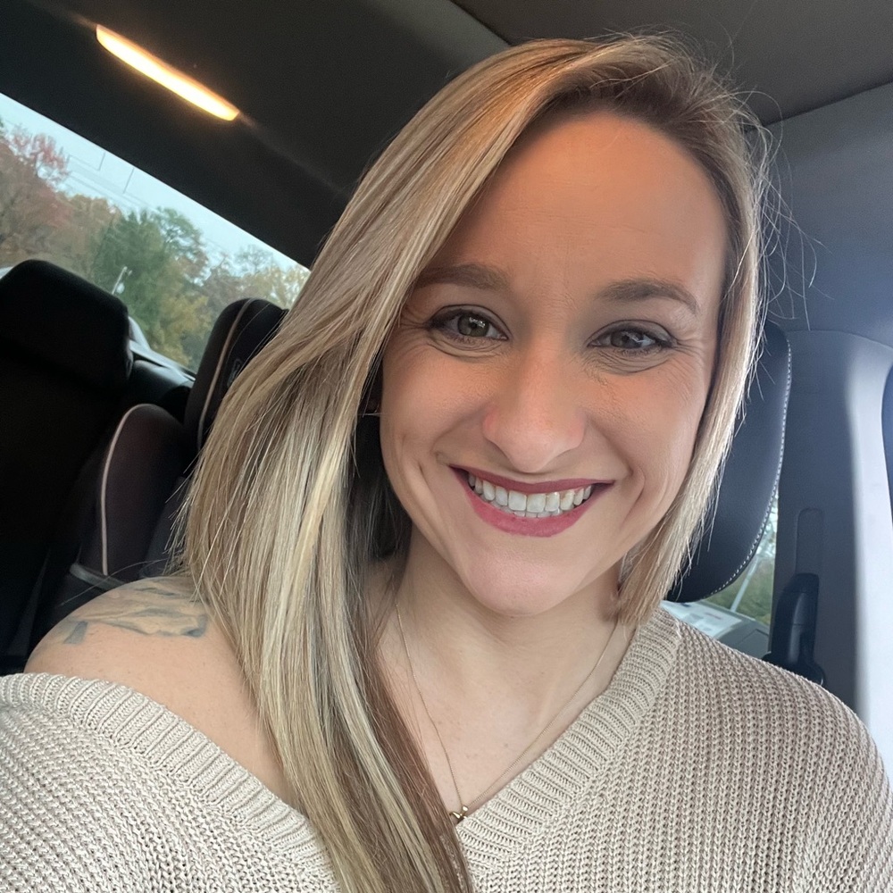 Meet your Posher Hannah!